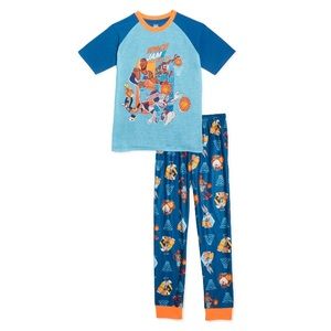 NWT Space Jam Lebron James 2 piece pajama set